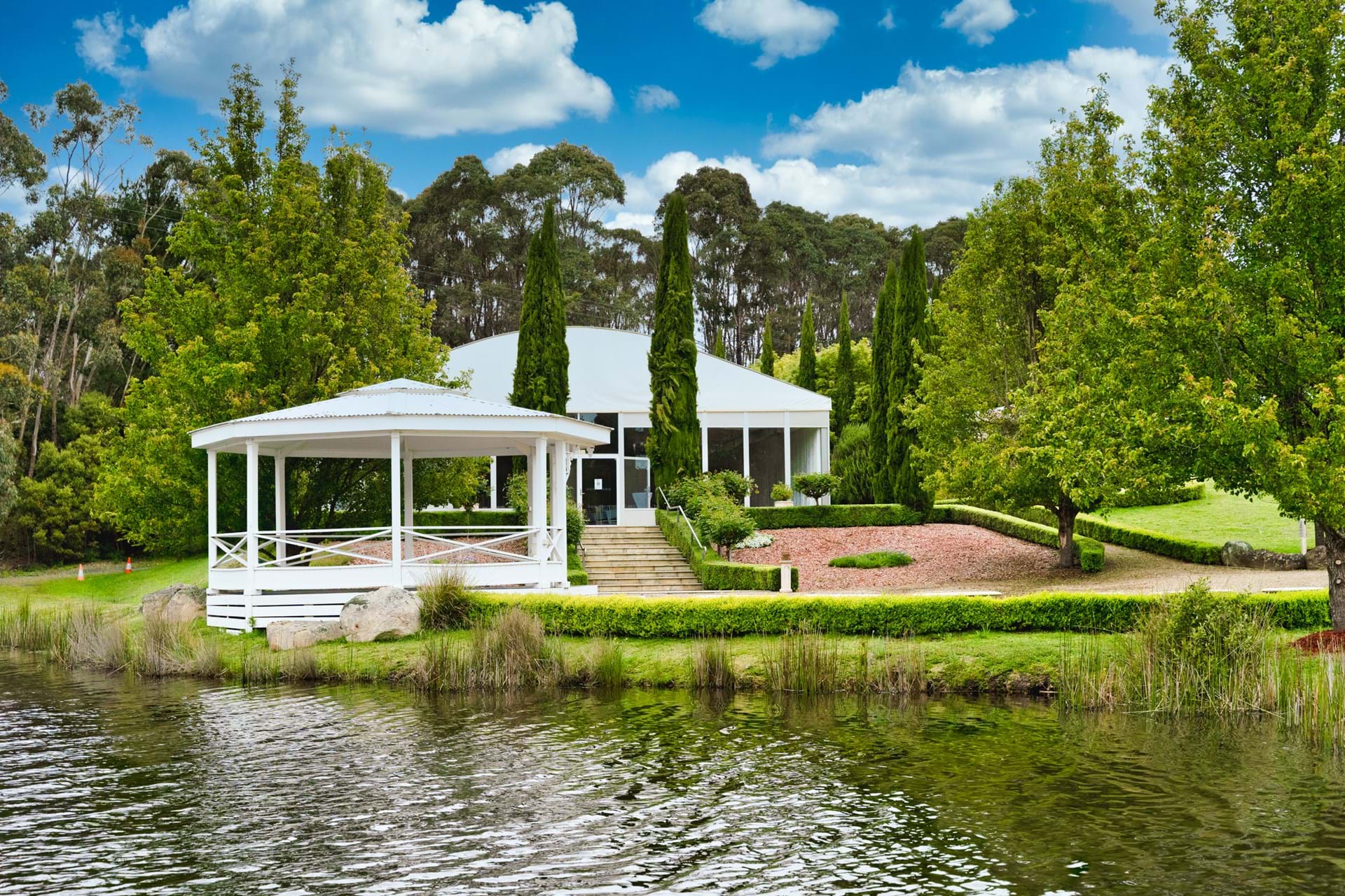 Welcome to  Cammeray Waters